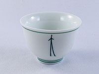 Patterned white porcelain cup, D6.2cm x H4.5cm / D2.4in x H1.8in