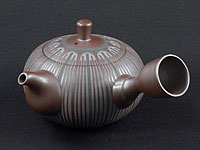 Banko-yaki kyûsu teapot by Suigetsu, 240 ml (8.1 oz)
