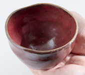 Ciotola da matcha “sangue di bue” prodotta da Matsuo Ichiro.