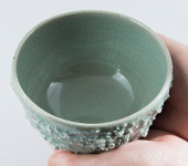 Ciotola da matcha blu chiaro prodotta da Matsuo Ichiro.