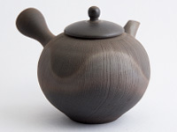 Tokoname-yaki Kyûsu teapot, yôhen, by Itô Seiji, 220ml