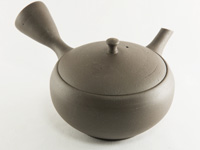 Tokoname-yaki Kyûsu teapot by Hokuryû, 220ml