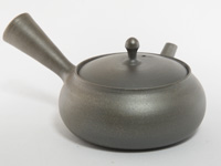 Tokoname-yaki Kyûsu teapot by Yamada Yûtarô, 220ml