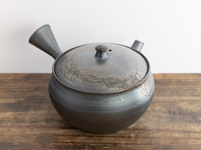 Kyûsu teapot from Tokoname "mogake" by Yamada Yûtarô, 290 ml Kyûsu teapot from Tokoname "mogake" by Yamada Yûtarô, 290 ml