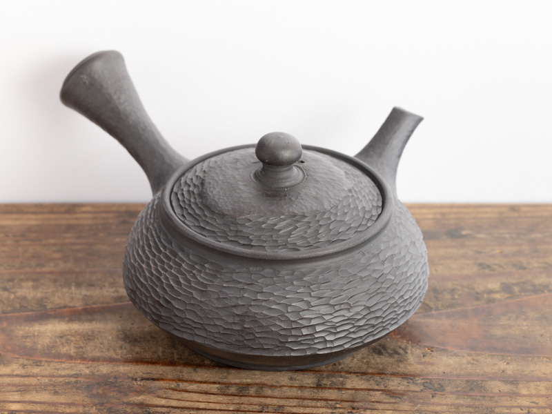 Kyûsu teapot from Tokoname by Murata Yoshiki 230 ml Kyûsu teapot from Tokoname by Murata Yoshiki 230 ml