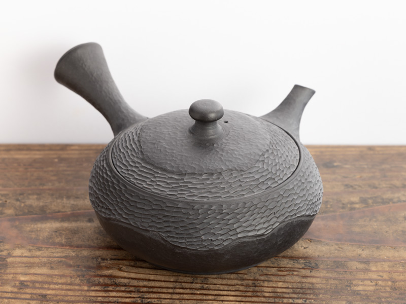 Kyûsu teapot from Tokoname by Murata Yoshiki 260 ml Kyûsu teapot from Tokoname by Murata Yoshiki 260 ml