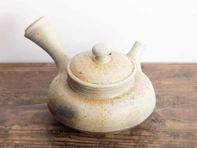 Kyûsu teapot by Murata Yoshiki 180 ml Kyûsu teapot by Murata Yoshiki 180 ml