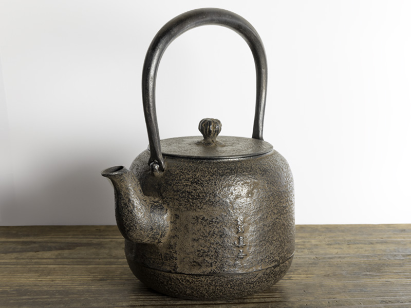 Japanese Cast Iron Kettle: Nanbu Tetsubin : HOJO TEA