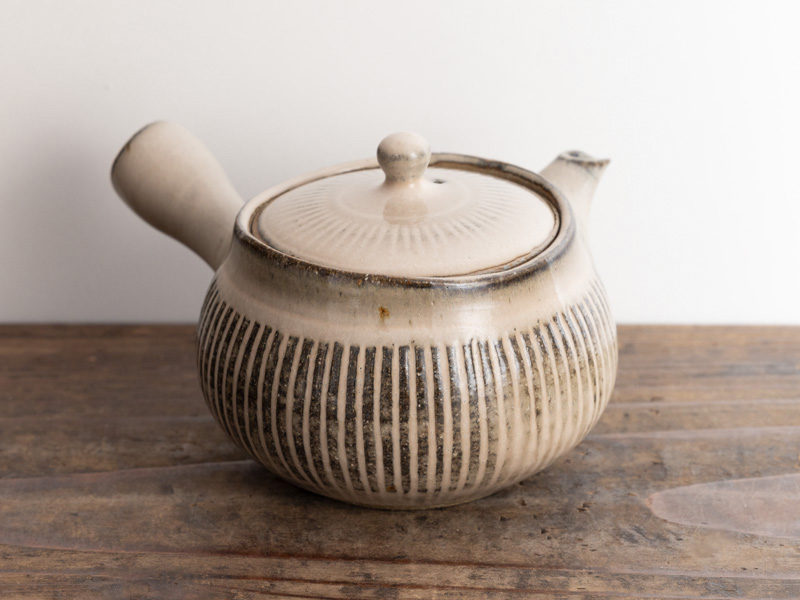 Kyûsu teapot by Nakao Munehiro 140 ml
