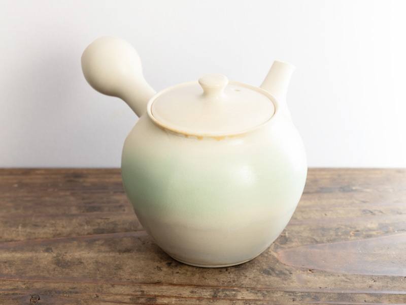 Tokoname-yaki kyûsu teapot by Miyoshi Shiori 150 ml