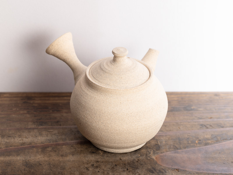 Kyûsu teapot by Hattori Takayoshi 110 ml