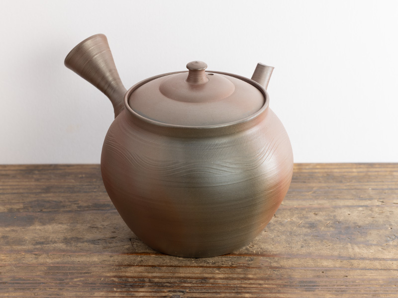 Kyûsu teapot from Tokoname "yôhen" by Yamada Yûtarô, 290 ml Kyûsu teapot from Tokoname "yôhen" by Yamada Yûtarô, 290 ml