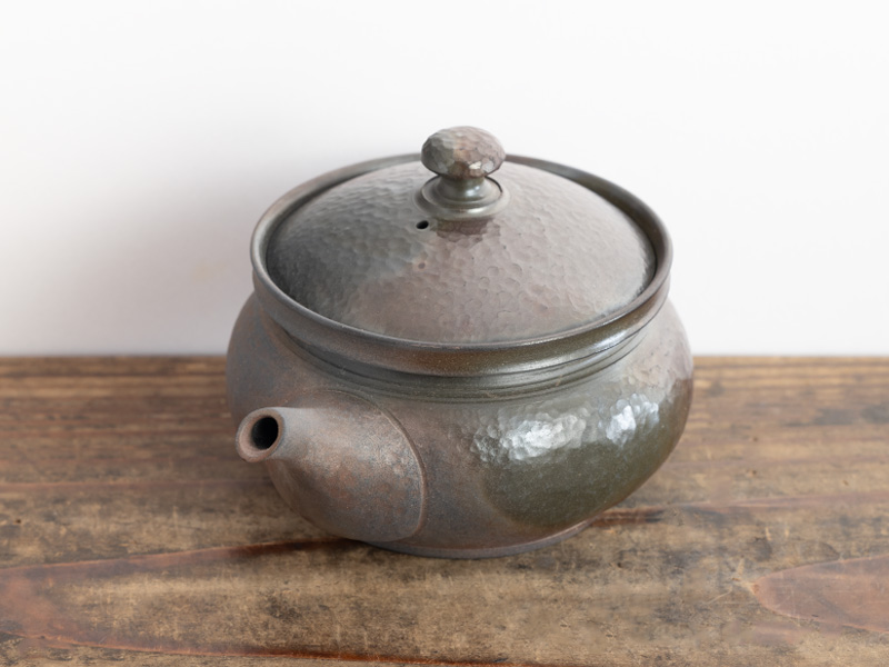 Hôhin teapot from Tokoname by Murata Yoshiki 160 ml Hôhin teapot from Tokoname by Murata Yoshiki 160 ml